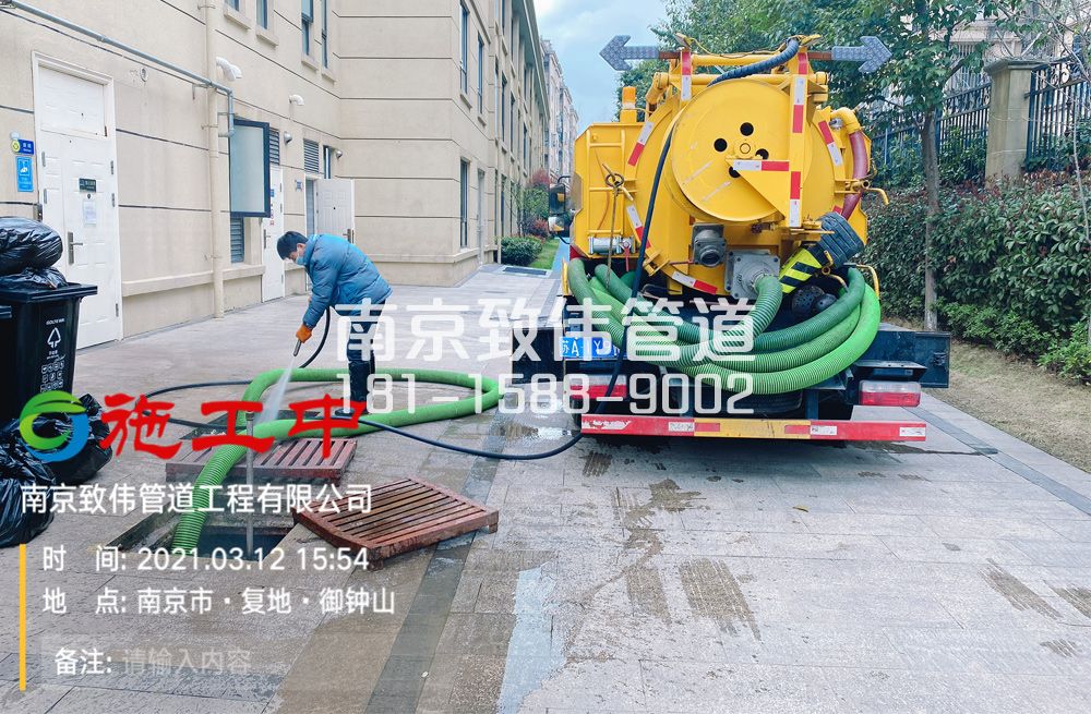 322兴达幼儿园隔油池清理