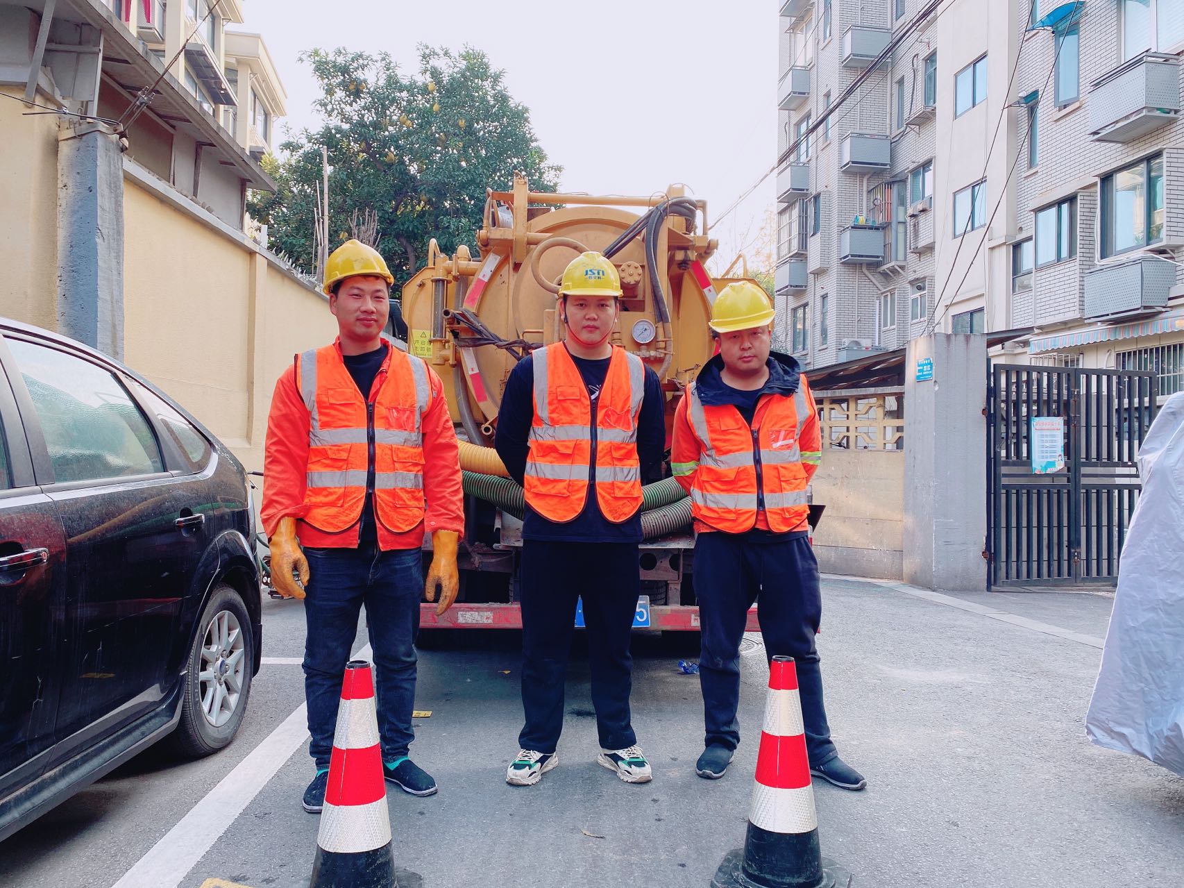 兴达南京某小区管道清淤检测施工